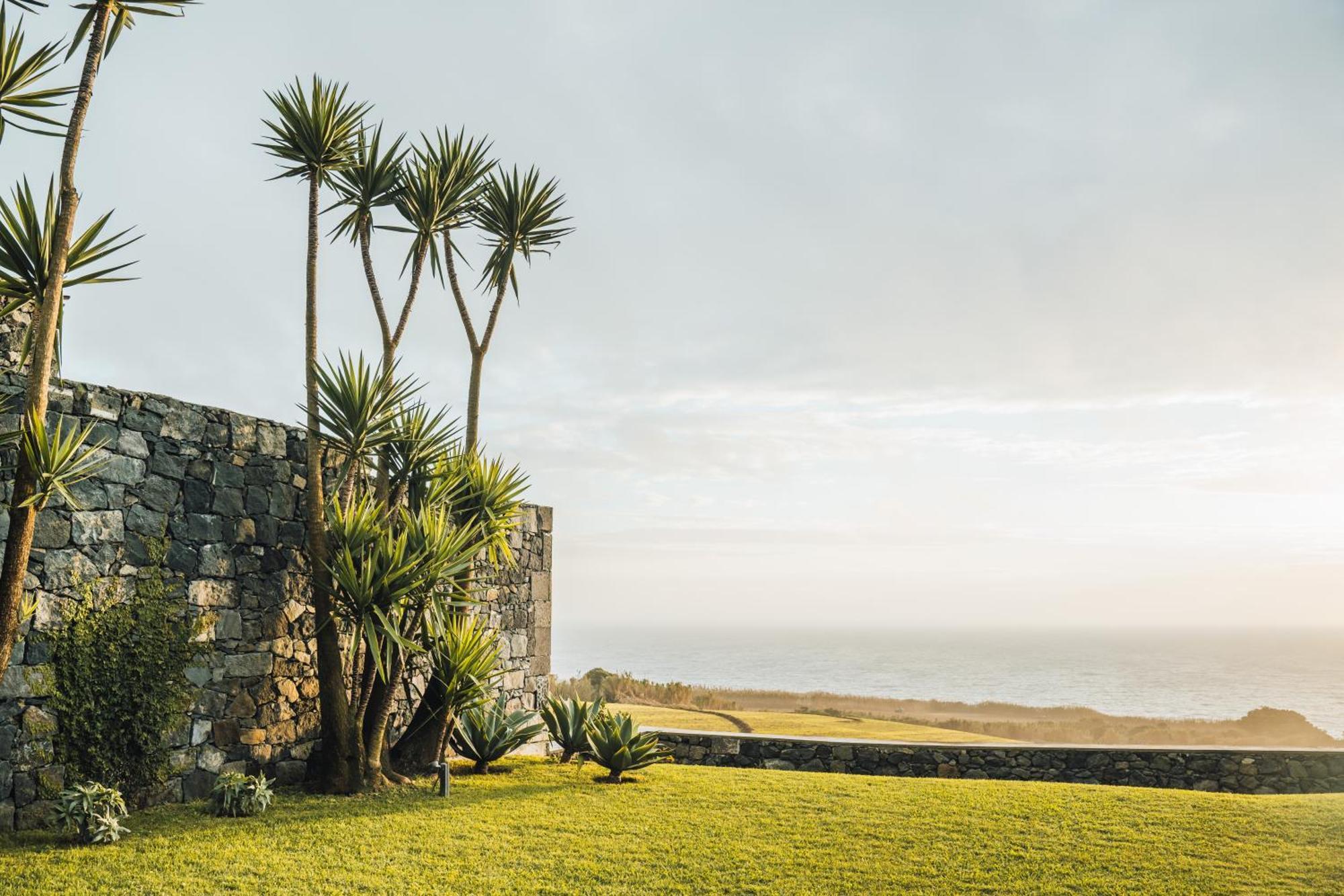 Sensi Azores Nature And Spa Ginetes Zewnętrze zdjęcie The garden of the house