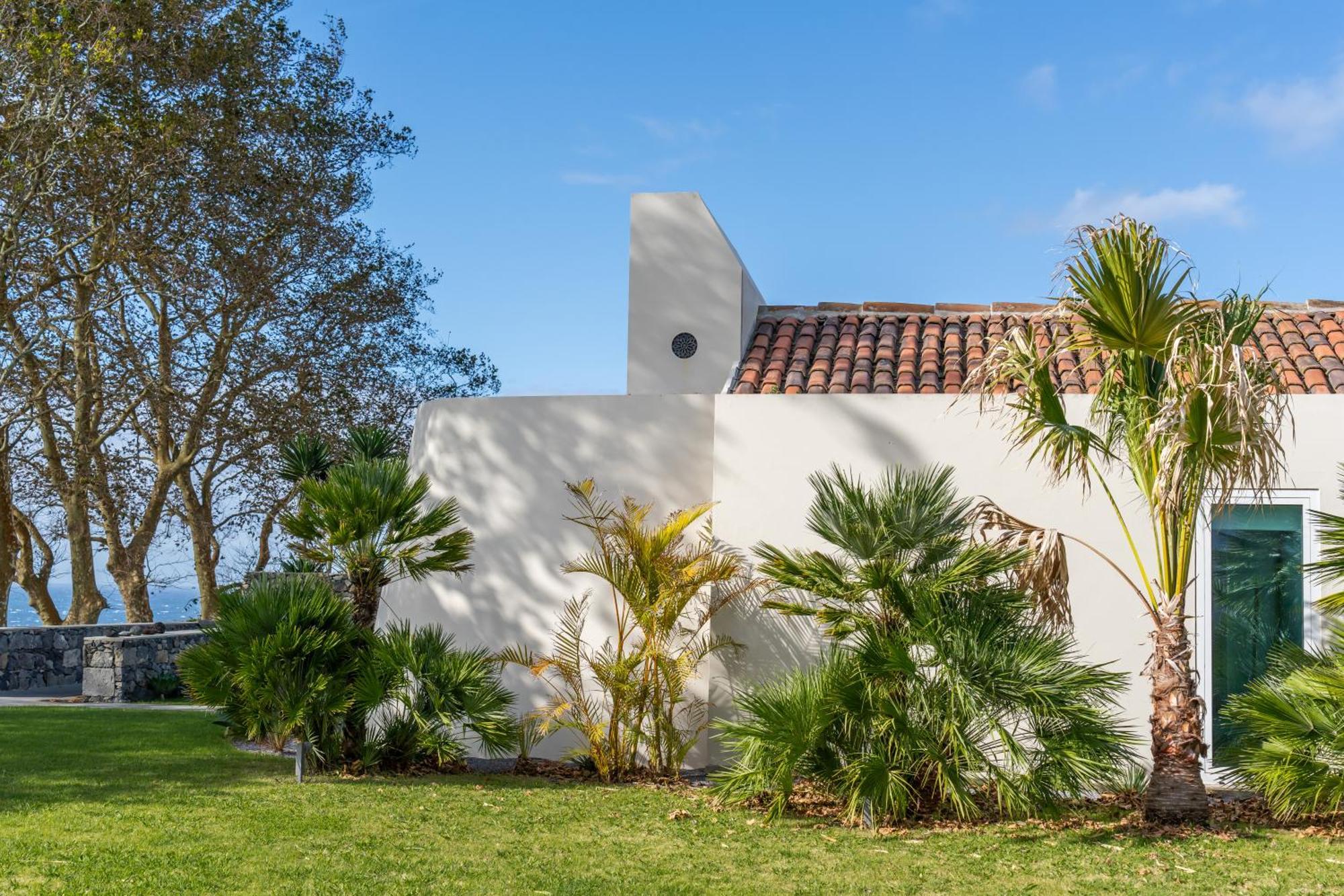 Sensi Azores Nature And Spa Ginetes Pokój zdjęcie The house of the artist in 2019