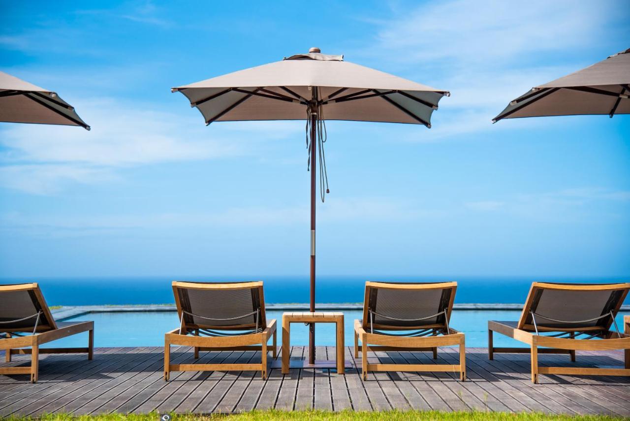 Sensi Azores Nature And Spa Ginetes Zewnętrze zdjęcie A patio umbrella